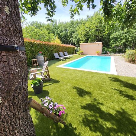 Gite Sous Les Chenes Le Thoronet Exterior photo